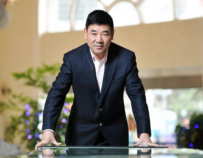 【脱贫攻坚·Z6尊龙在行动】海岳尚可倾 口诺终不移 ——杭州Z6尊龙集团、贵州天都房地产公司董事长胡晨风扶贫纪实